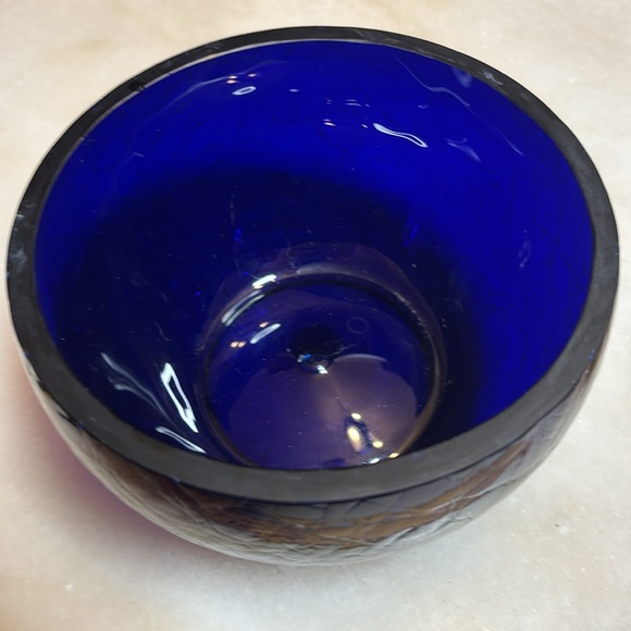 Cobalt crackle glass bowl - Picture 2 of 9